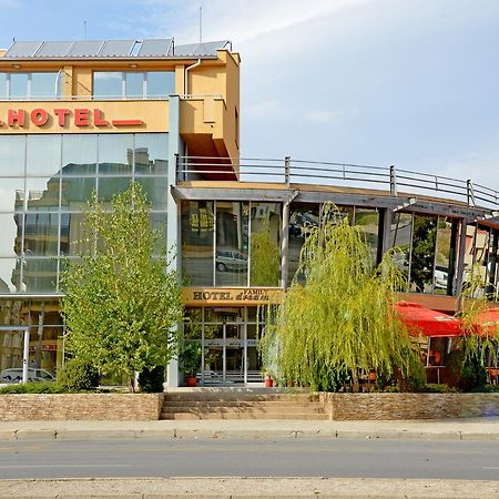 Dream Hotel Sliven Ngoại thất bức ảnh